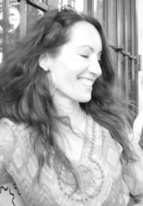 Musicienne et pédagogue. Coaching voix et chant, coaching scénique, accompagnement artistique, formation professionnelle